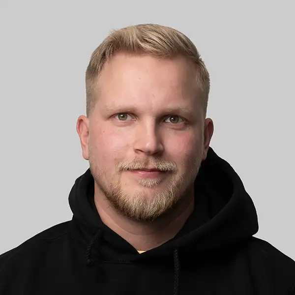 Johannes Kurtti, Oviko Keittiöt Uusimaa